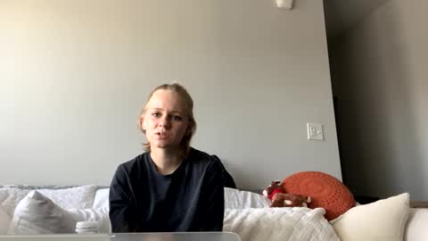 feyaa22 online show from 12-10-24, 02:50