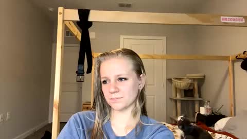 feyaa22 online show from 01-18-25, 01:29