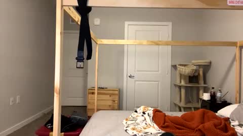 feyaa22 online show from 01-18-25, 11:33