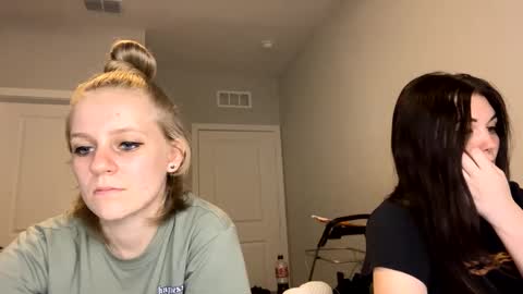 feyaa22 online show from 01-20-25, 12:36