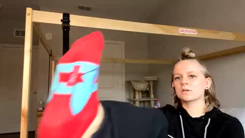 feyaa22 online show from 02-01-25, 01:41