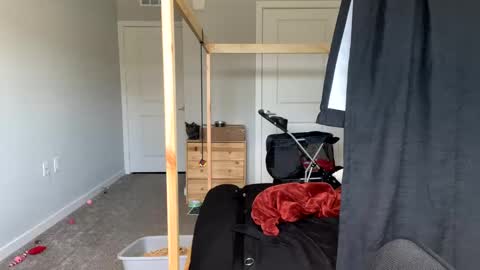 feyaa22 online show from 03-01-25, 04:00