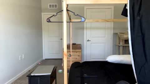 feyaa22 online show from 03-06-25, 04:28