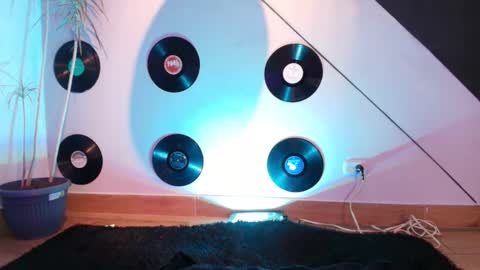 Julieta online show from 02-04-26, 07:09