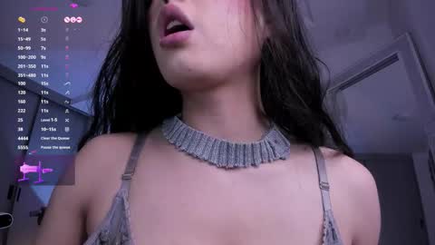 Linda online show from 10-19-25, 01:39