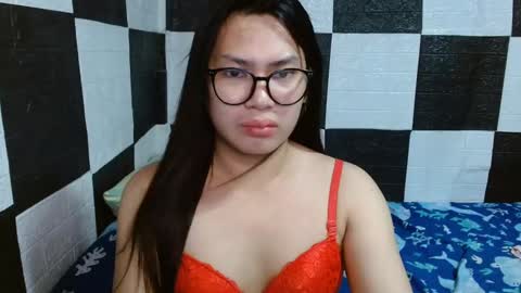 Snapshot of goddessmaxinexx chatting on 01-15-25, 11:00 goddessmaxinexx online show from 01-15-25, 11:00