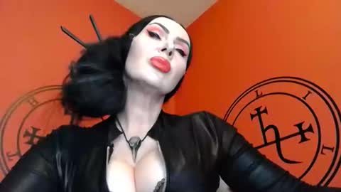 GODDESS MIDNIGHT online show from 01-06-26, 06:22