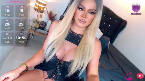 Snapshot of goddesss_hera chatting on 10-18-25, 09:59 Miss Anna online show from 10-18-25, 09:59