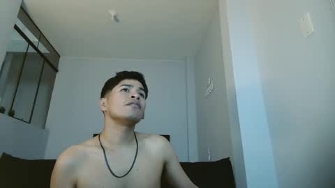 Snapshot of godiegogo_latinboy chatting on 03-05-26, 03:30 Diego online show from 03-05-26, 03:30