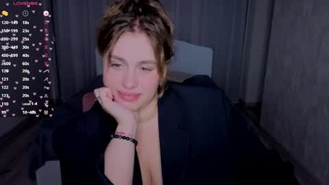 Snapshot of goga_li chatting on 09-10-25, 05:35 Lilya online show from 09-10-25, 05:35