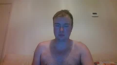 Snapshot of gogo12104 chatting on 11-26-25, 05:58 jme online show from 11-26-25, 05:58