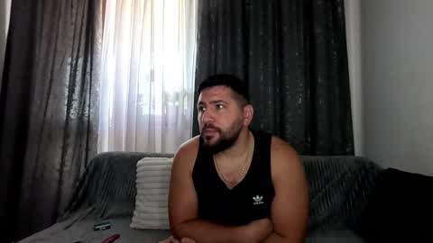 Snapshot of gold_alpha_boy chatting on 09-22-25, 06:59 gold_alpha_boy online show from 09-22-25, 06:59