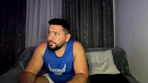 Snapshot of gold_alpha_boy chatting on 10-12-25, 08:19 gold_alpha_boy online show from 10-12-25, 08:19