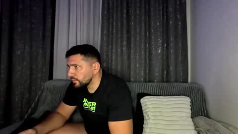 Snapshot of gold_alpha_boy chatting on 10-18-25, 04:30 gold_alpha_boy online show from 10-18-25, 04:30