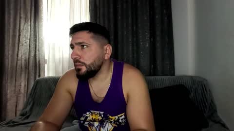 Snapshot of gold_alpha_boy chatting on 11-06-25, 11:22 gold_alpha_boy online show from 11-06-25, 11:22