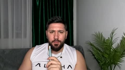 gold_alpha_boy online show from 04-29-26, 07:42