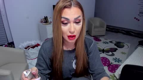 Nicole.. online show from 02-19-25, 04:34