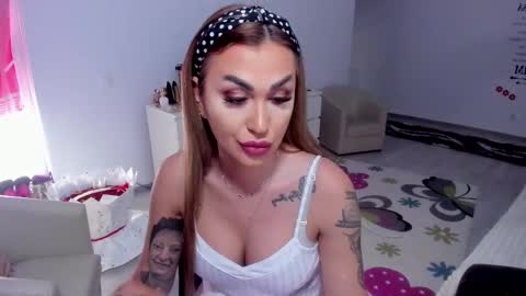 Nicole.. online show from 02-26-25, 08:59