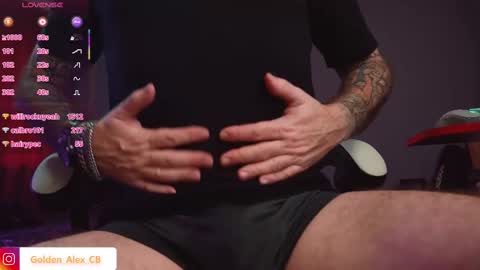 Snapshot of golden_alex chatting on 02-11-25, 08:26 Alex online show from 02-11-25, 08:26