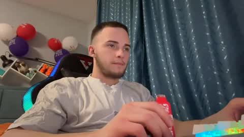 Golden boyyy21 online show from 03-12-25, 10:50