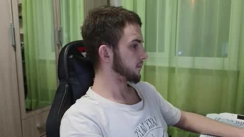 Golden boyyy21 online show from 12-19-25, 05:36