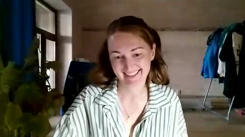 Olivia  online show from 07-16-26, 05:19