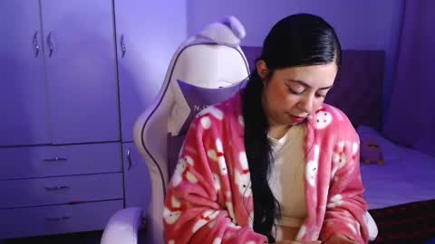 Snapshot of golden_gingerkitty chatting on 01-08-25, 05:05 golden_gingerkitty online show from 01-08-25, 05:05