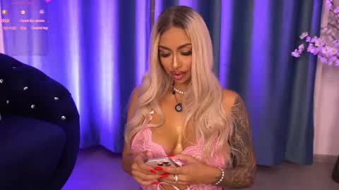 GoldenAmberX online show from 12-01-25, 06:18