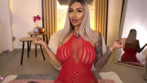 GoldenAmberX online show from 01-18-26, 06:28