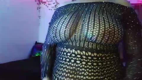 XxPretentious PeachxX online show from 03-27-26, 07:36