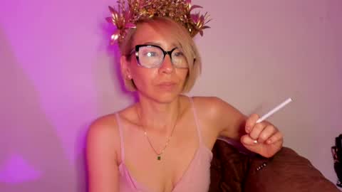 goldenrosa online show from 07-18-26, 11:41