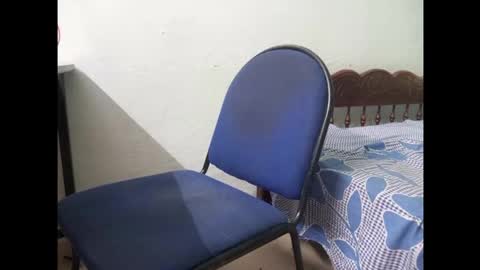 goldengodzilla69 online show from 12-23-25, 03:59