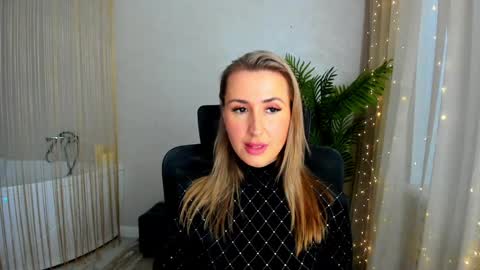 Olivia online show from 01-20-25, 12:39