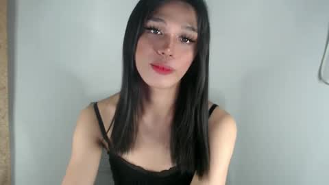 Lily is Gold online show from 02-28-25, 07:37