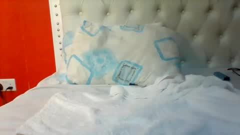 goldenmusexo online show from 06-06-26, 01:11