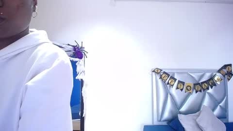 goldenn_ass1 online show from 10-17-25, 02:59