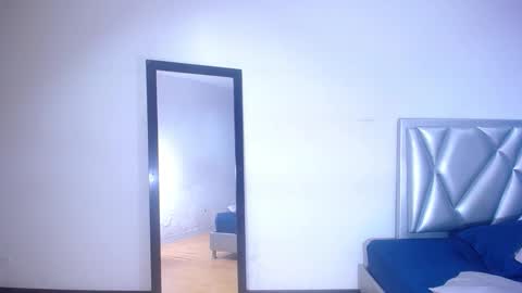 Snapshot of goldenn_ass1 chatting on 11-04-25, 03:05 goldenn_ass1 online show from 11-04-25, 03:05