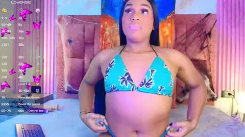 goldilockss15 online show from 10-17-25, 02:59