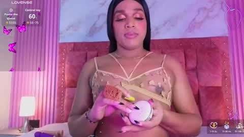 goldilockss15 online show from 11-12-25, 02:56