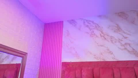 goldilockss15 online show from 04-27-26, 11:30