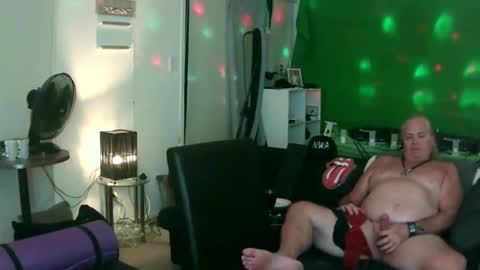 goldyguy011 online show from 02-25-25, 06:42