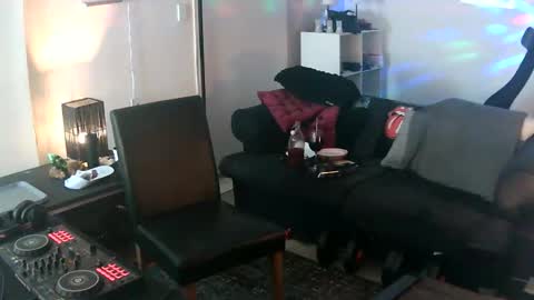 goldyguy011 online show from 09-18-25, 06:32