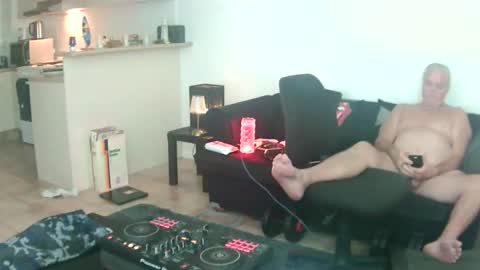 Snapshot of goldyguy011 chatting on 05-22-26, 07:08 goldyguy011 online show from 05-22-26, 07:08