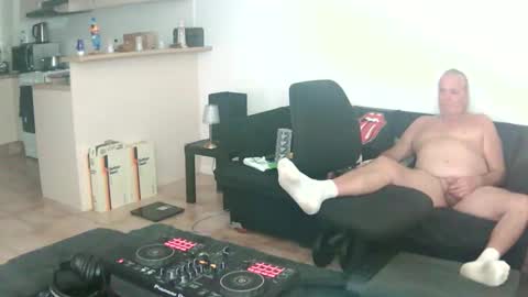 Snapshot of goldyguy011 chatting on 05-29-26, 06:55 goldyguy011 online show from 05-29-26, 06:55