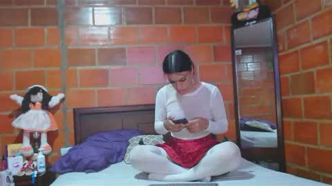 Snapshot of golositha26 chatting on 12-18-24, 10:35 Valentina online show from 12-18-24, 10:35