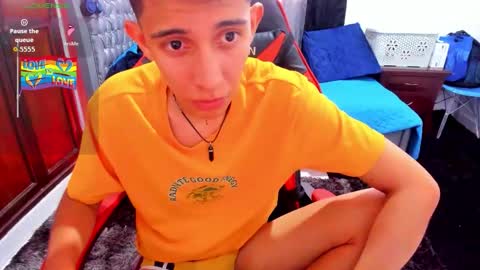 Snapshot of gomitaboy_1 chatting on 12-04-25, 08:39 angel black online show from 12-04-25, 08:39