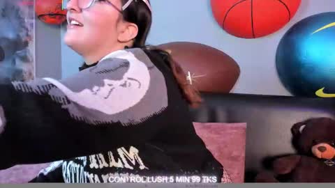 gomory_kitty online show from 02-25-26, 05:00