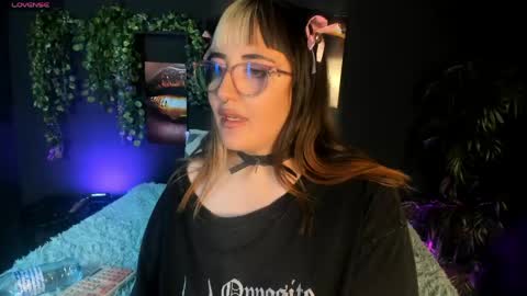 gomory_kitty online show from 04-18-26, 07:07