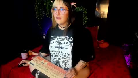 gomory_kitty online show from 04-23-26, 05:04