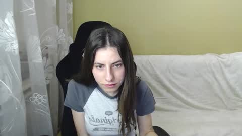 Elizabeth Effie online show from 03-12-26, 04:46